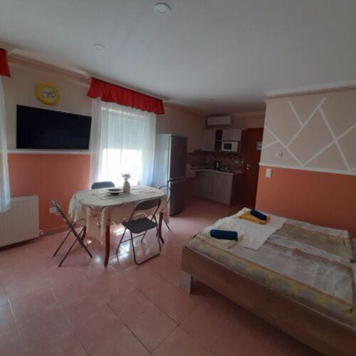 Andrea Apartman Hajdúszoboszló Εξωτερικό φωτογραφία